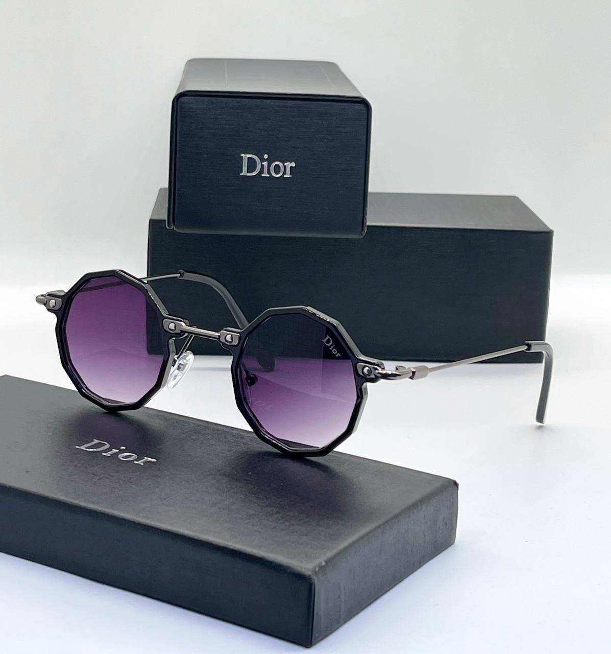 نظارات شمسية كلاسيكية      Dior