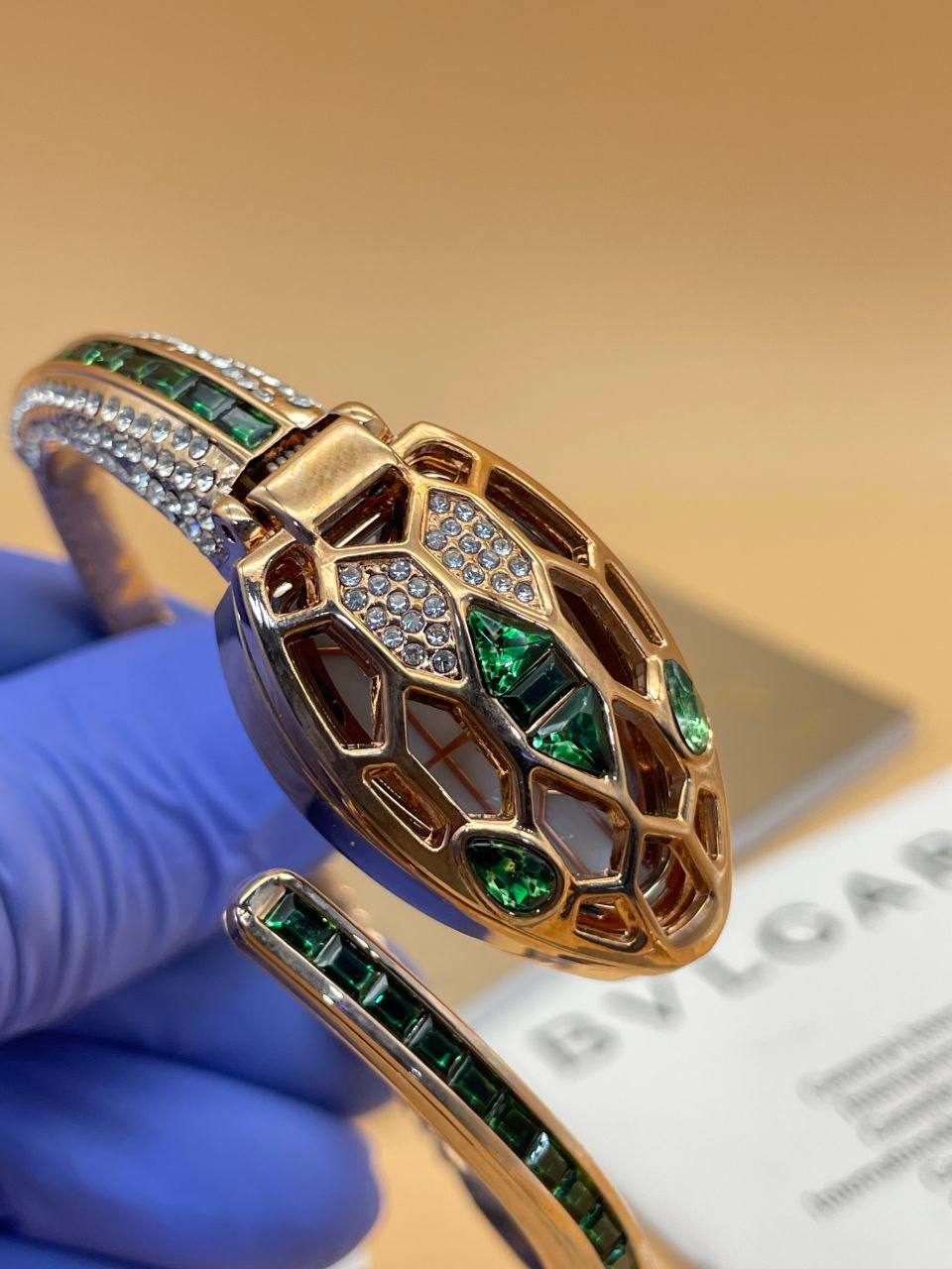 براسلي BVLGARI
