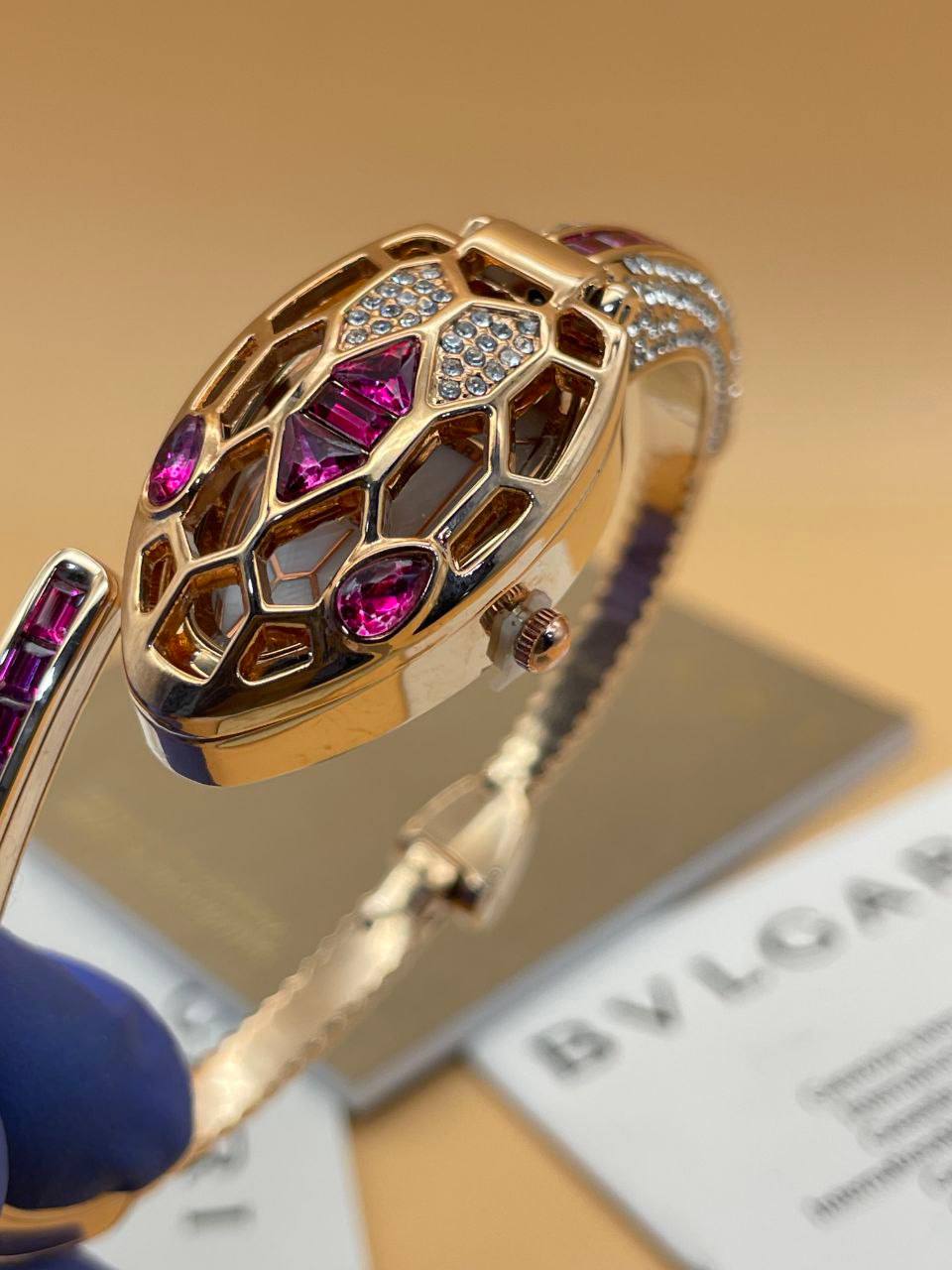براسلي BVLGARI