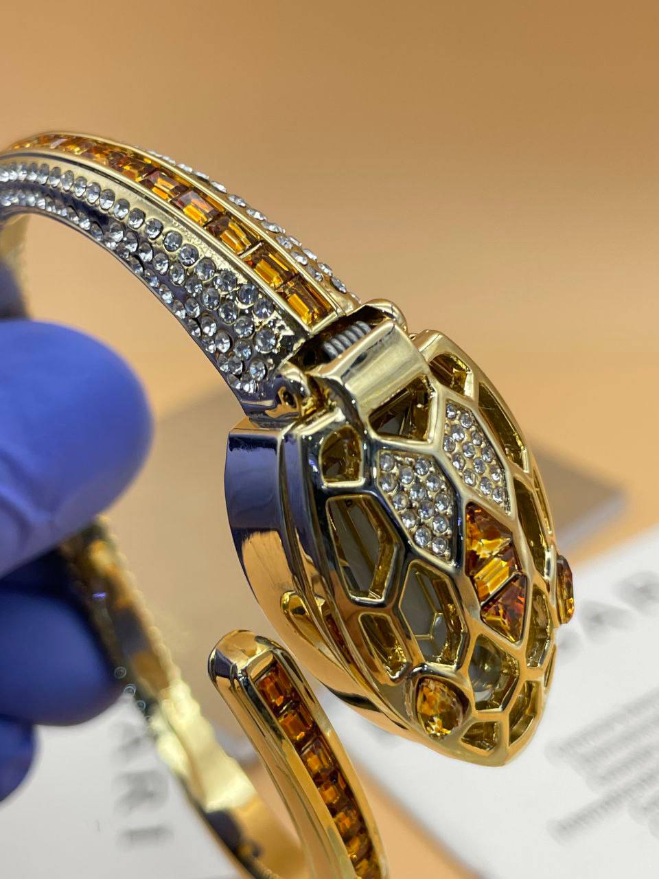 براسلي BVLGARI