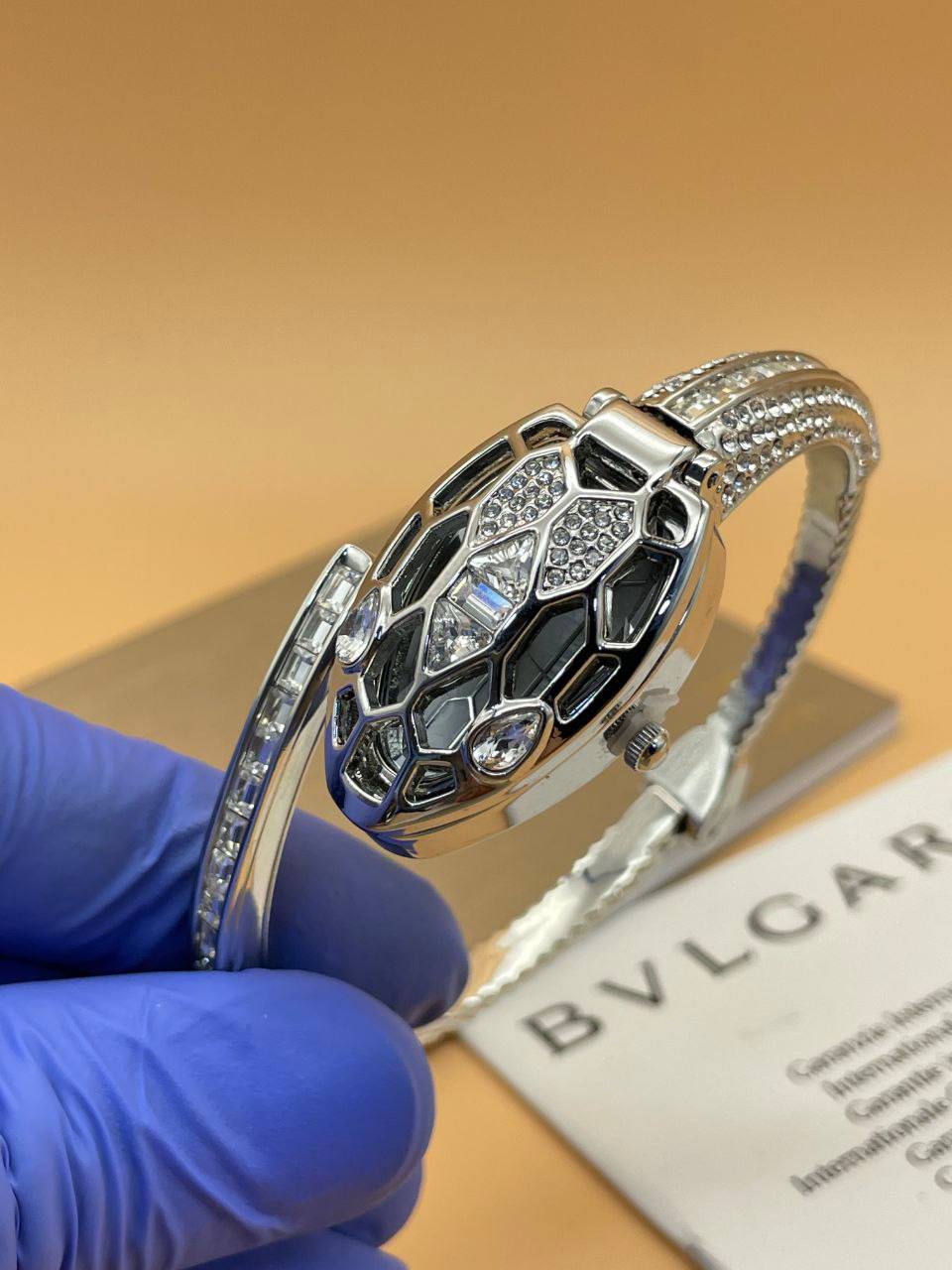 براسلي BVLGARI