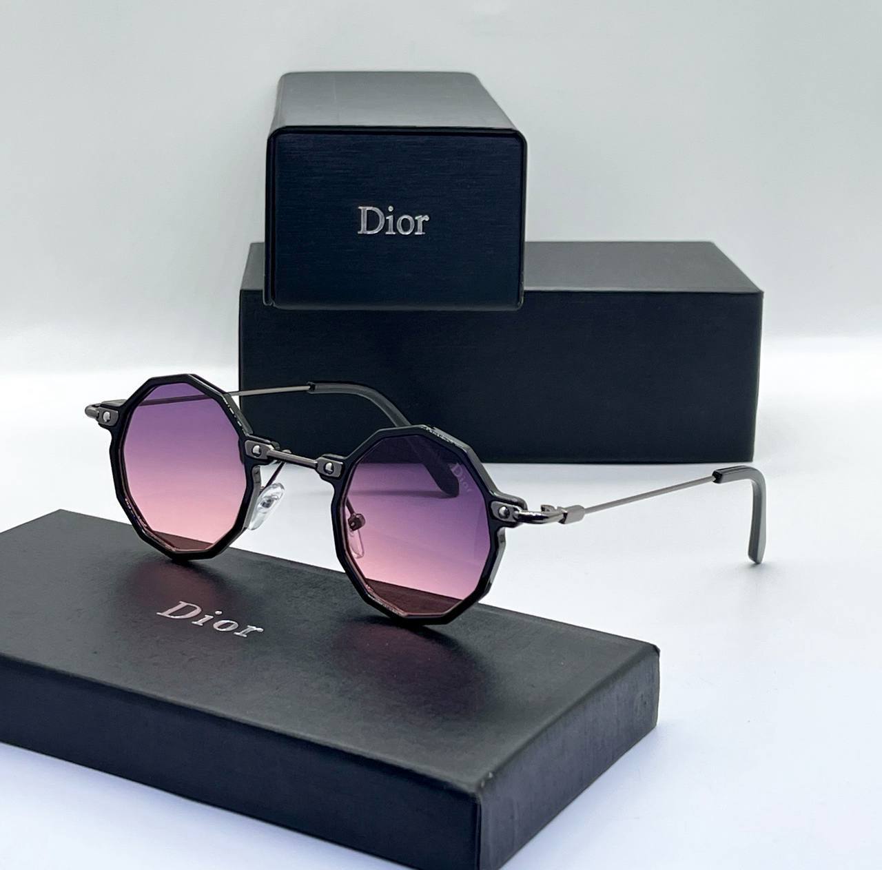 نظارات شمسية كلاسيكية      Dior