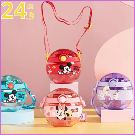 زجاجة ماء بأشكال وألوان متنوعة