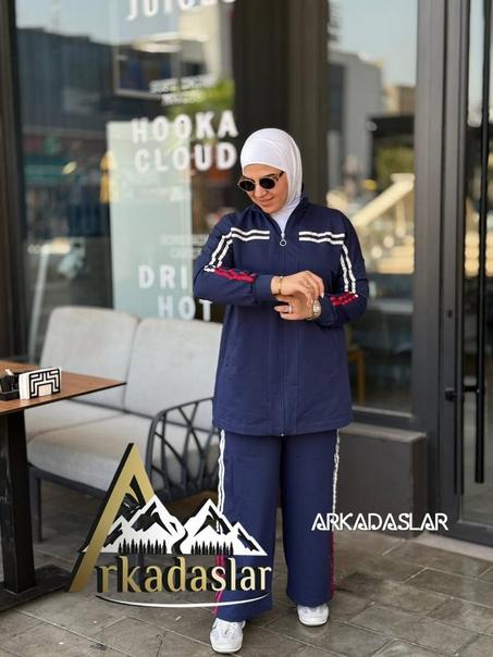 ثوب مونطوني ليكرا