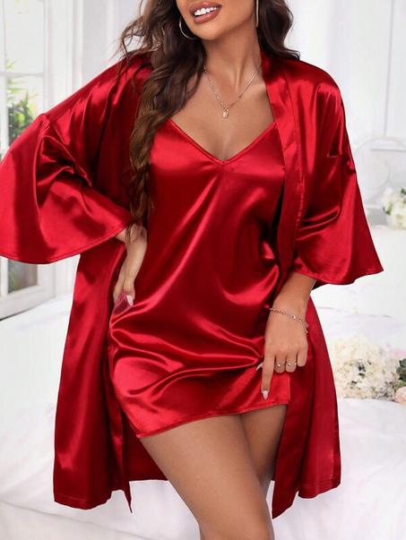 Ensemble chemise de nuit et peignoir en satin de soie