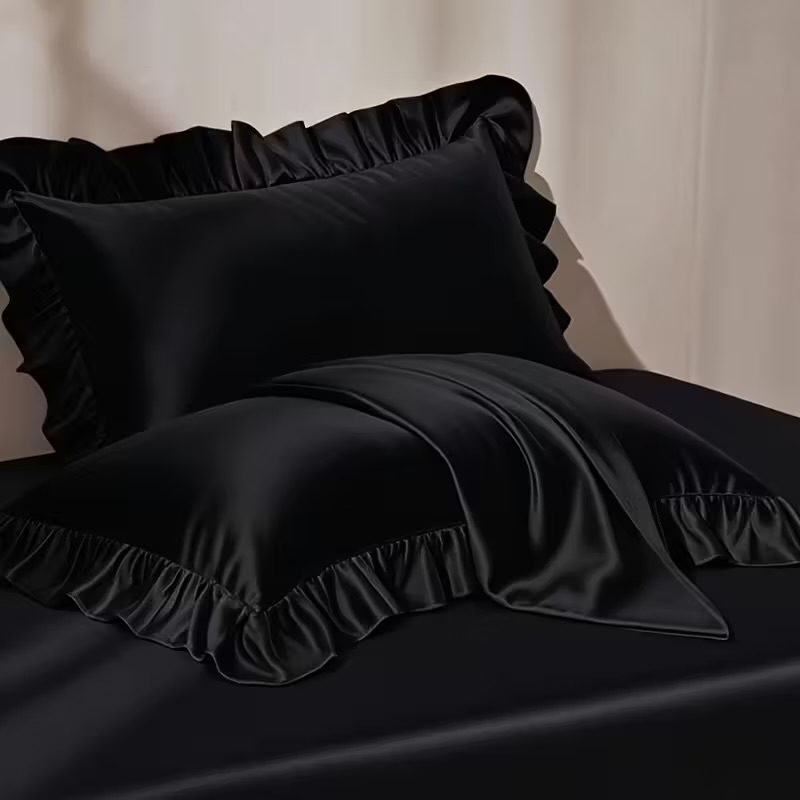 Deux Taies d’Oreiller décoratives en Satin de Soie + Cadeau exclusif 🎁