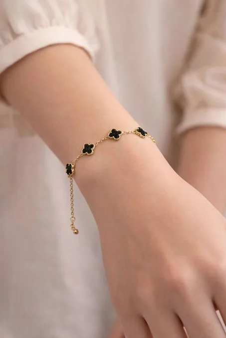 سوار "ميني كلوفر" الملكي – أسود وذهبي