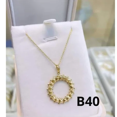 سلسلة ذهب 18 قيراط.