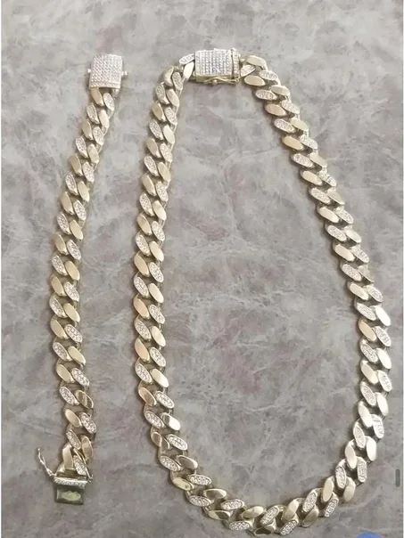 طقم ذهبي فاخر