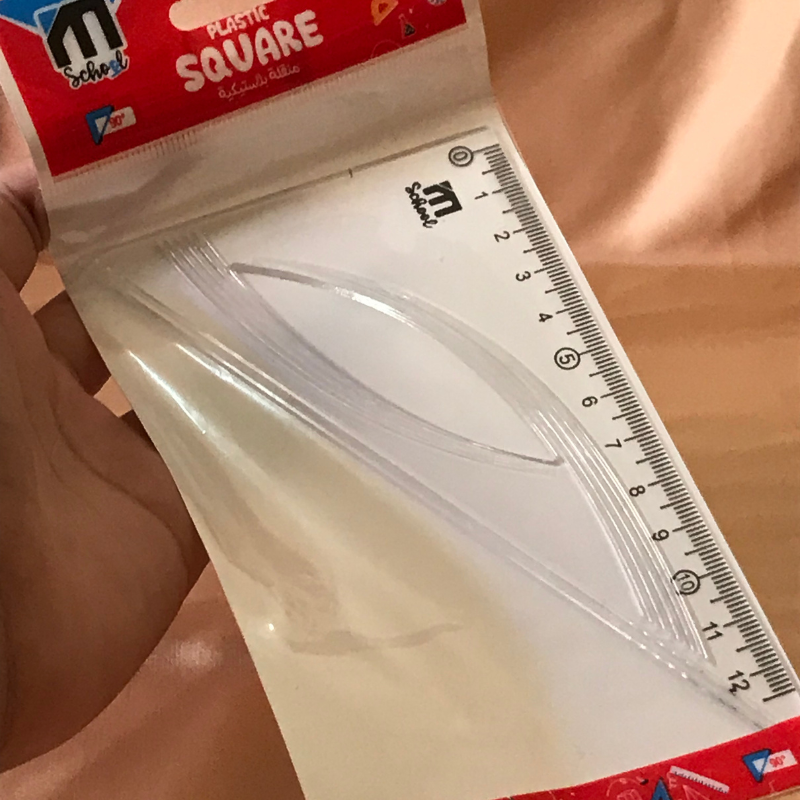Triangle transparent M.School
