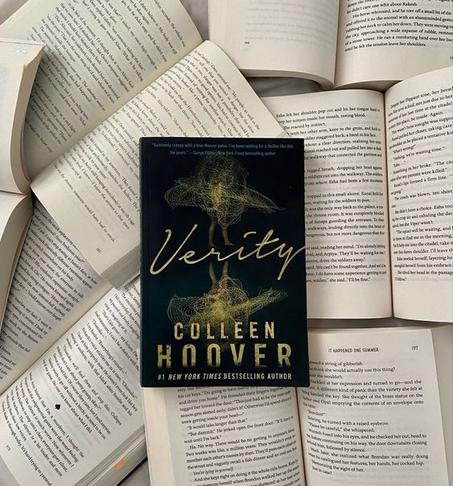 Verity by Colleen Hoover