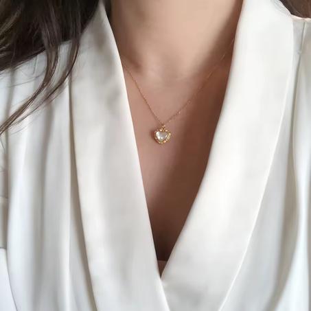 Heart Pendant Necklace – Stainless Steel 💖