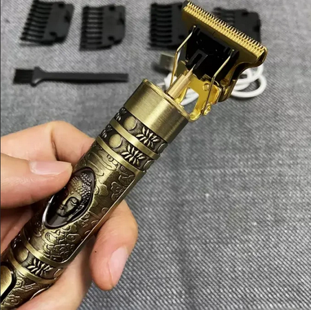 ماكينة حلاقة وتحديد الشعر