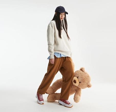 ملابس نسائية