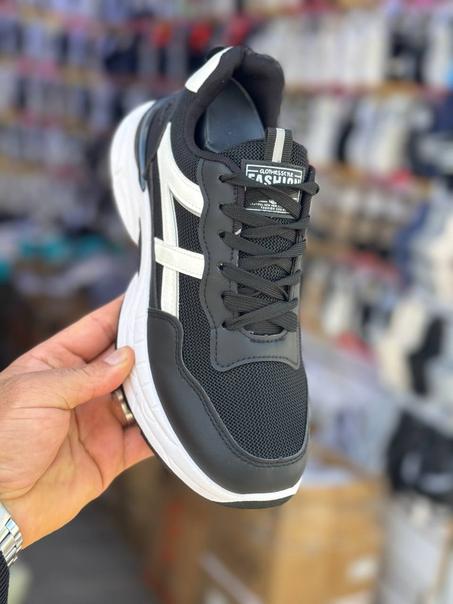 حذاء خفيف للرجال