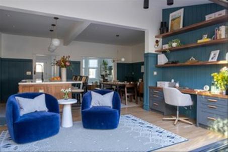 الاثاث المنزلية