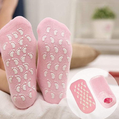 جوارب مرطبة