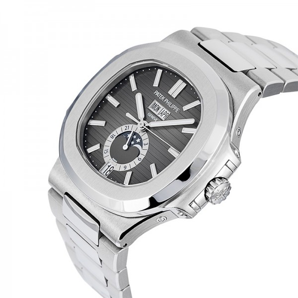 Patek Philippe Nautilus 5726/1A-001 swiss mouvment