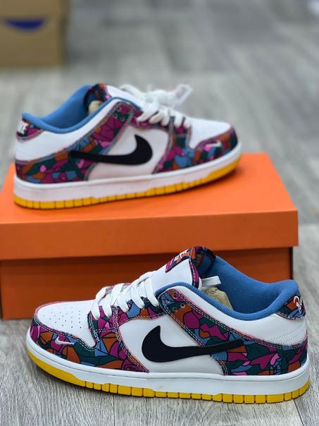 Nike Homme Dunk Low SB Parra