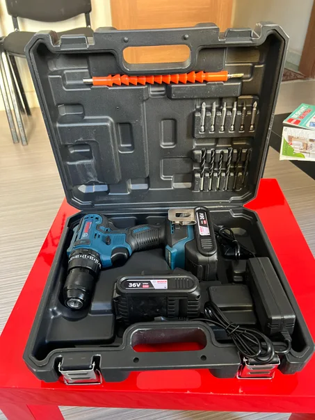 مثقاب ومفك البراغيBOSCH36 v
