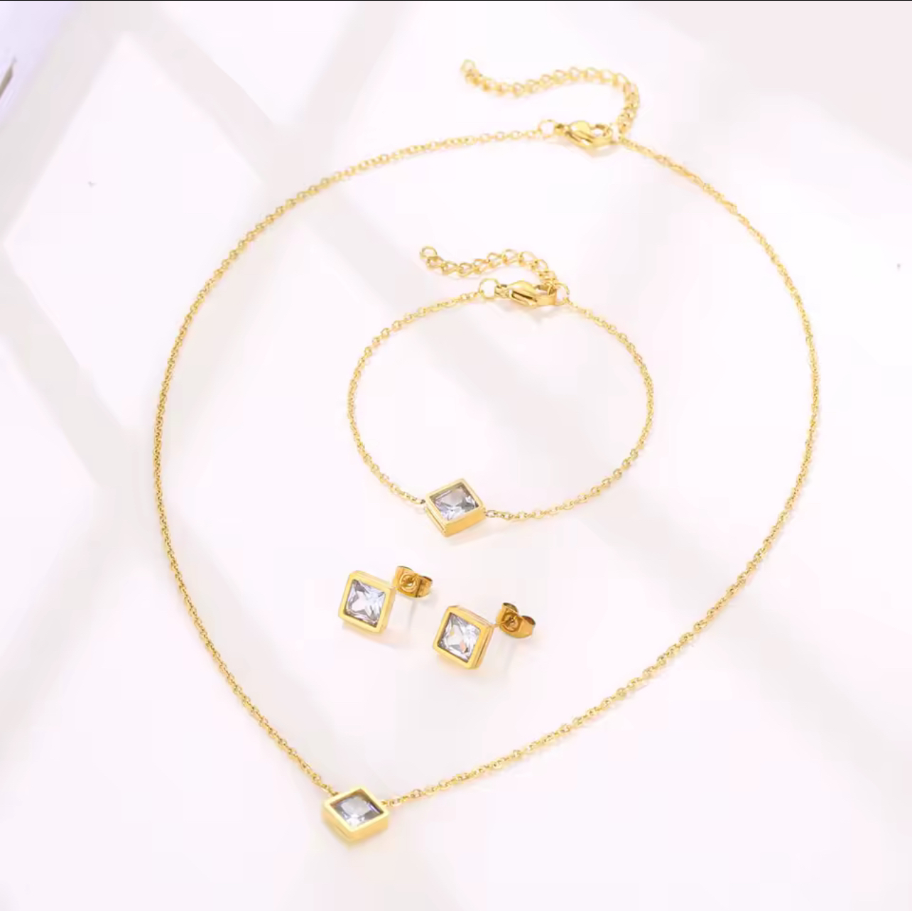 Ensemble de collier avec boucles d'oreilles pour femmes en Acier Inoxydable