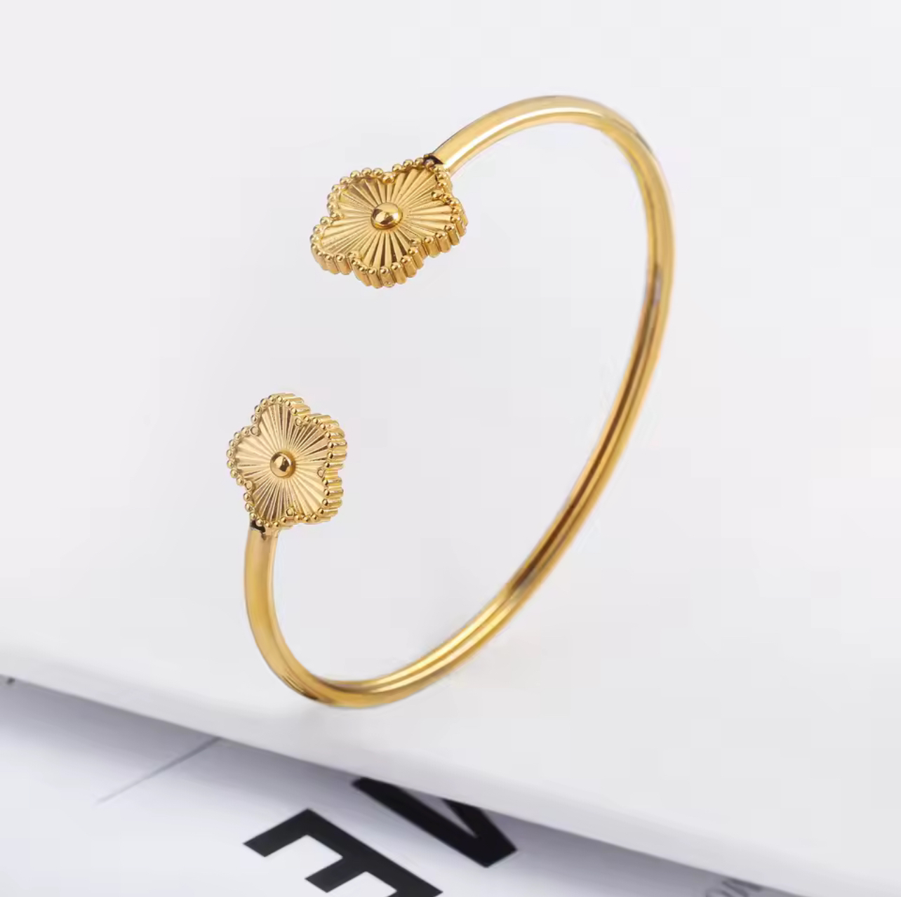 Bracelet étoile pour femmes en Acier Inoxydable