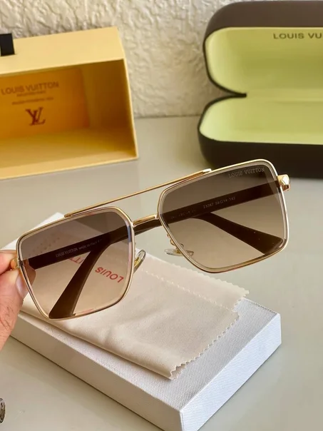 Lunettes de Soleil Unisexe Rétro Chic avec Monture Dorée