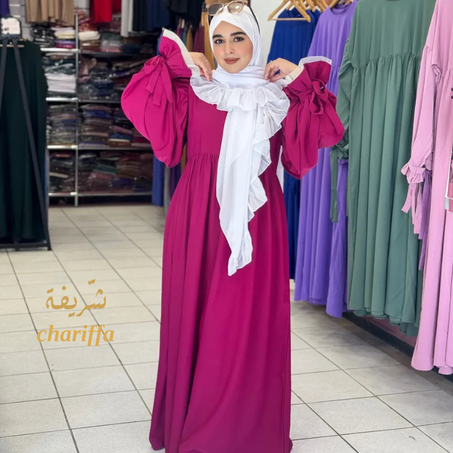 الفستان فاخرة