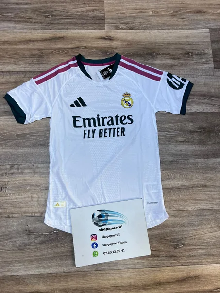 🔥 Real Madrid away  suit 25-26