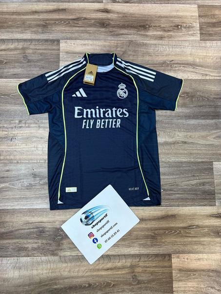 🔥 Real Madrid away  suit 24-25