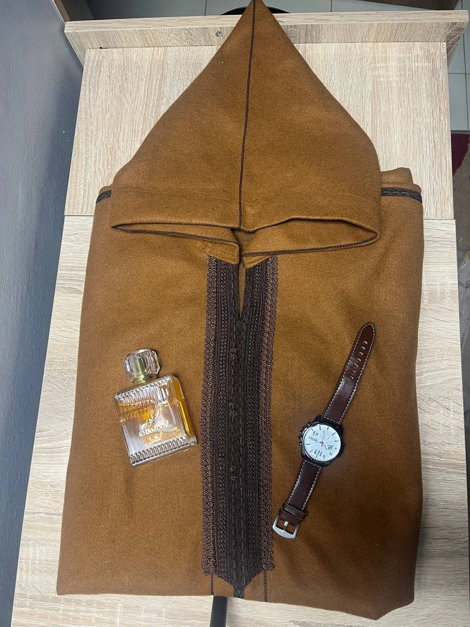 🚚 باك الأناقة 3 في 1: جلابة كانيش خروف الناعم + ساعة + عطر (توصيل مجاني) 🔥