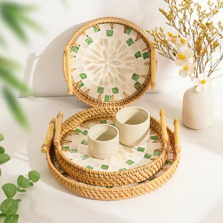 Hand-Woven Rattan & Seashell Round Decorative Tray