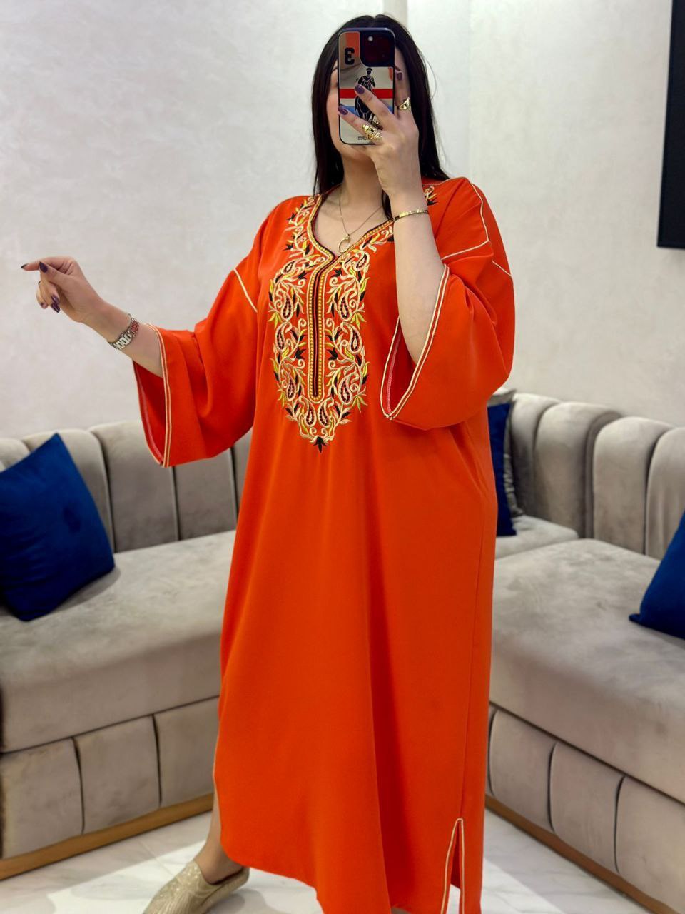 قفطان كريب كورية مطرّز – فخامة وأناقة مغربية أصيلة