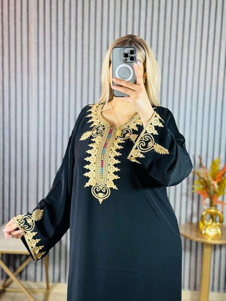 قندورة مغربية بطرزة 4 فيل – كريب حرير روزة فاخر