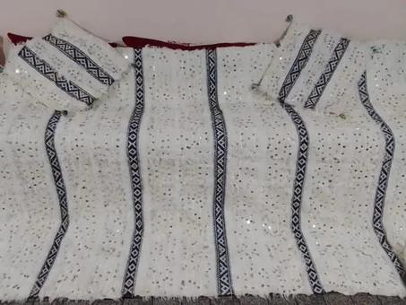 Tamizart ou Handira désigne des textilles tradionnels berbère grand format mesure 2.80/1.80