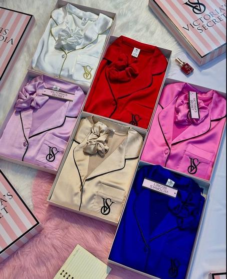 بيجاما فيكتوريا سيكريت