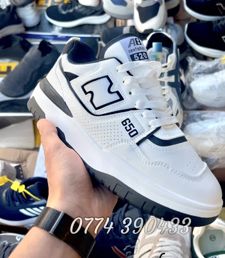 New Balance 650