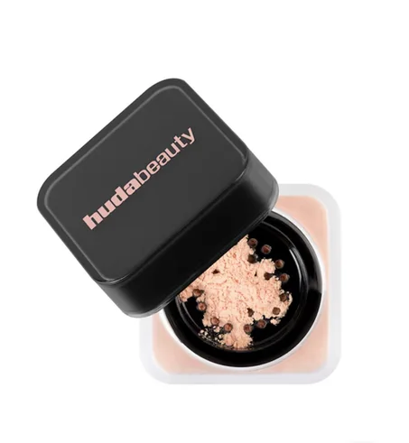 La Easy Bake Loose Powder de Huda Beauty