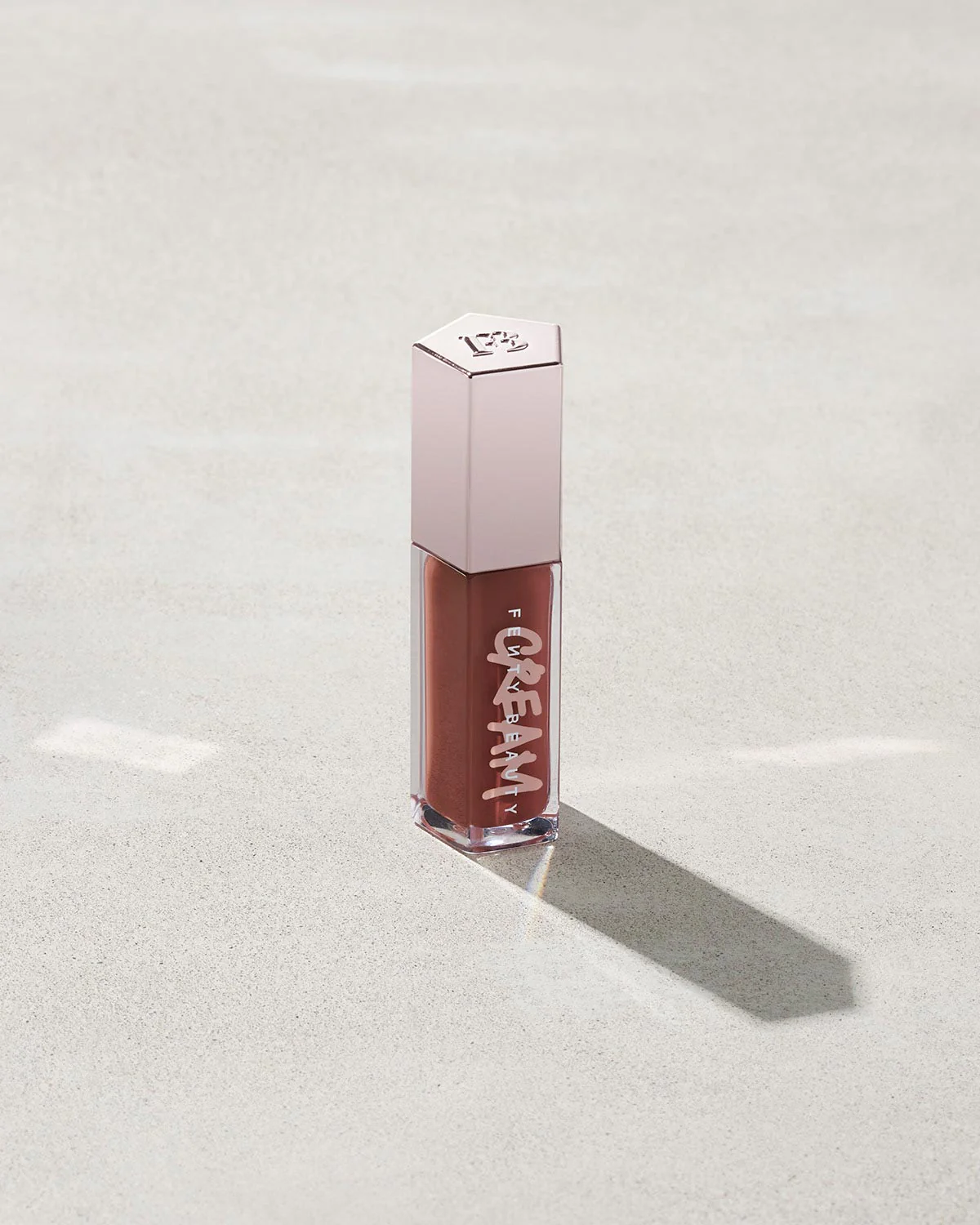 Le Gloss Bomb Cream Color Drip Lip Cream de Fenty Beauty