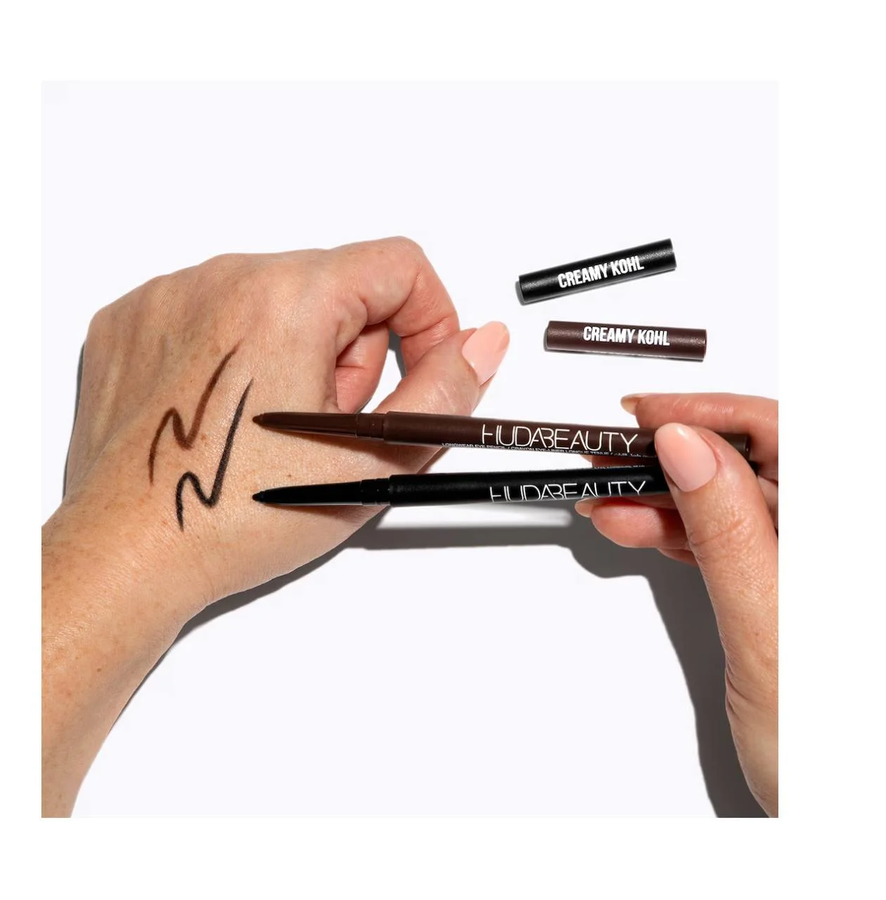 Le Creamy Kohl Longwear de Huda Beauty