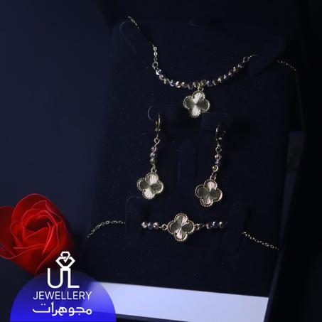 طقم كلاسيك فان كليف
