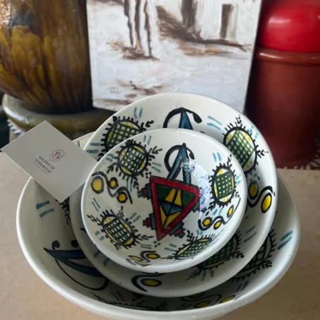 Assiettes en céramique artisanale