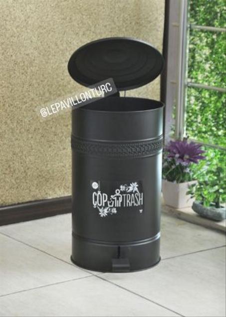 Poubelle en acier avec pédale  (GRAND MODEL)