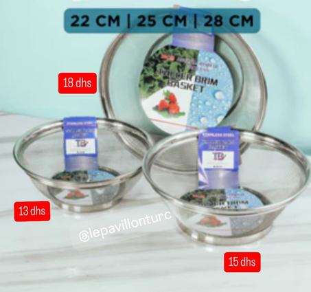 Passoirs en metal argenté