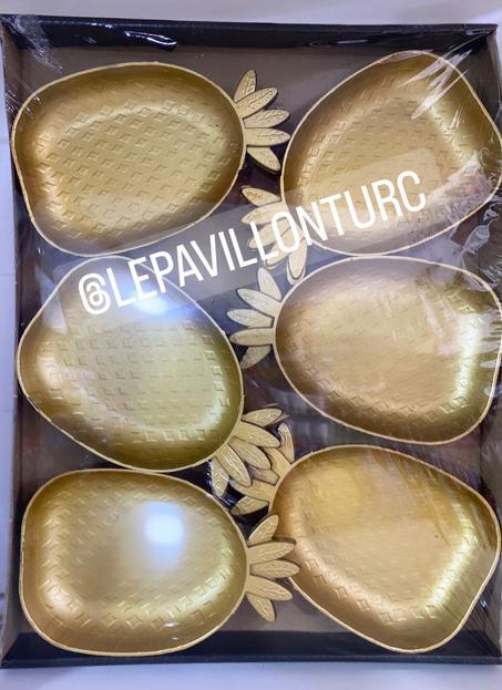 Pack 6 assiettes dorées en plastique