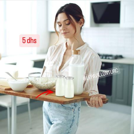 Petite bouteille avec couvercle transparent