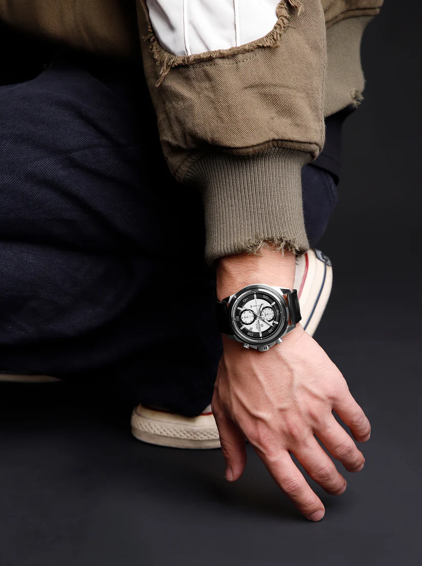 Naviforce NF8075 Silver-Black Military Style Men’s Analog Watch