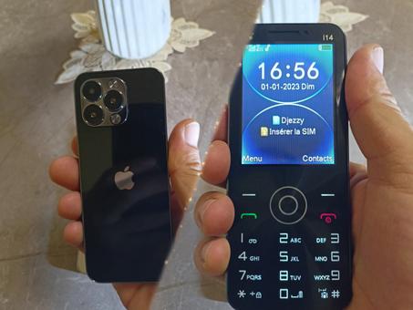 هاتف سامبل ستايل آيفون i14