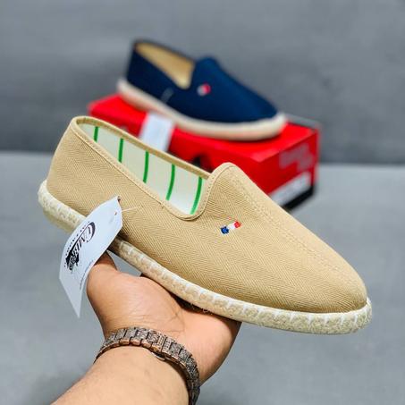 الحذاء الكلاسيكي وصل المغرب