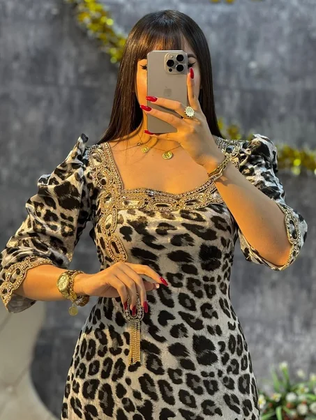 الجديييد المتميز والحصرييي ككل مرة 👌😉 🐆 قفطان عصري (Modern Kaftan) 🐆